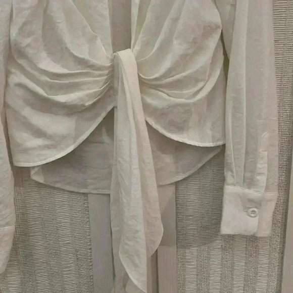 Choosy tie front shirt with a plunge neckline size 10 - Picture 3 of 6